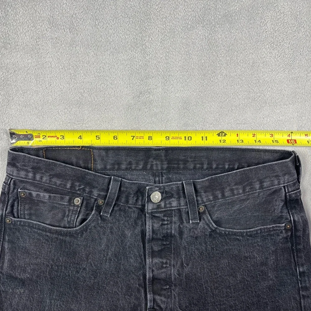 Levi's 501 Original Fit Jeans Men 33(32)x32(30) Black Straight‎ Leg Button Fly